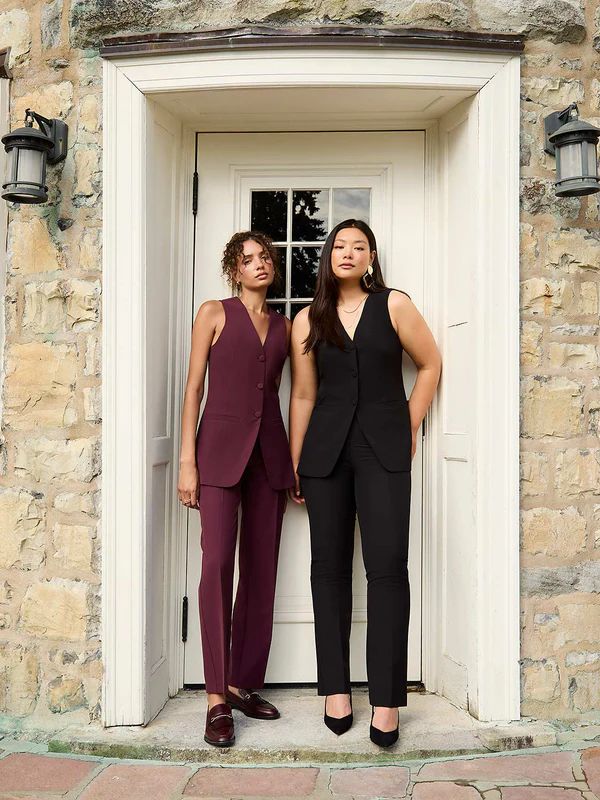 Mid-Rise Pleated Ankle Pants